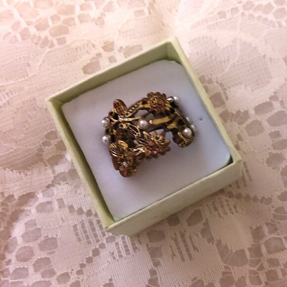 VTG Women’s White Pearl Floral Design Vintage Copper Ring Size 5 - Picture 7 of 12